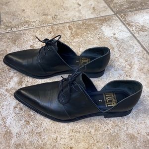 Fortress of Inca black Paloma d’Orsay Oxford
